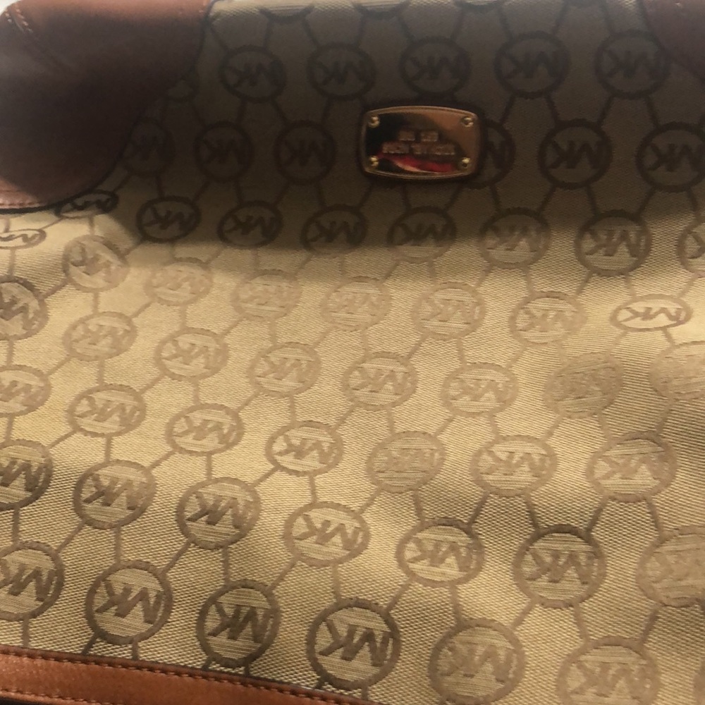 Michael Kors - Picture 3 of 7